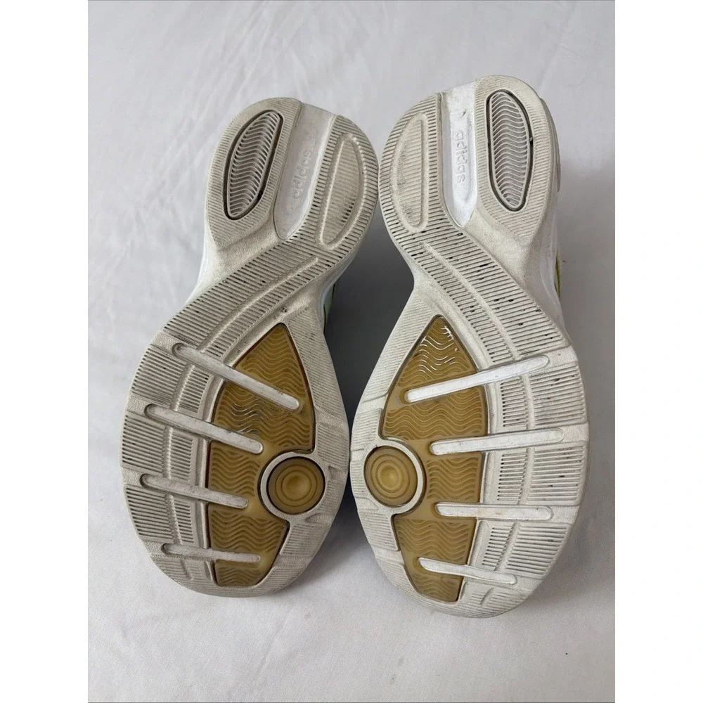 Adidas Neo Strutter shoes womens Size 7 Gym Running Shoe CrossFit Pickleball Fit